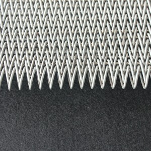 Mesh belt for heat treatment